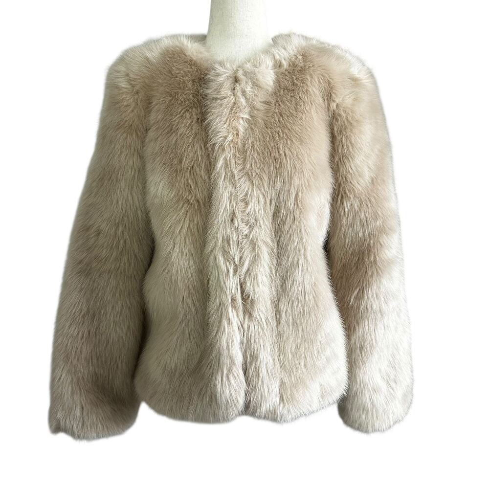 Forever 21 Beige Faux Fur Fuzzy Jacket Women's Size Small | 53-9